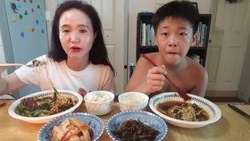 母子圈在线吃瓜,揭秘网络吃瓜背后的温情与争议