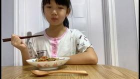 校园女配吃瓜,校园女配的瓜田奇遇记